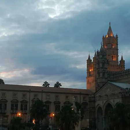 فندق مبيت وإفطار I Vicini Della Cattedrale 3*