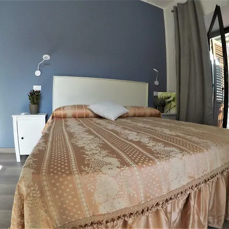 I Vicini Della Cattedrale فندق مبيت وإفطار 3*