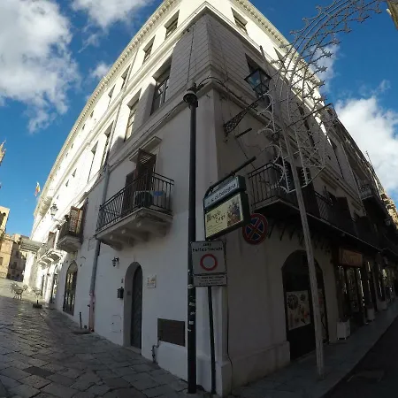 فندق مبيت وإفطار I Vicini Della Cattedrale