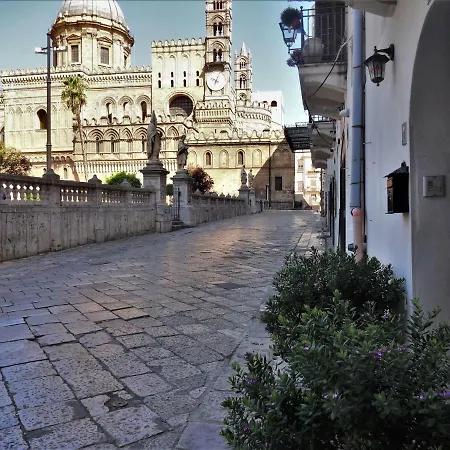 I Vicini Della Cattedrale